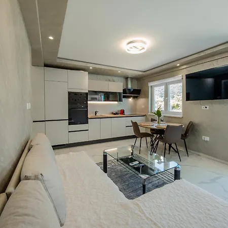 Via Parenzana Trailside Comfort Portorose