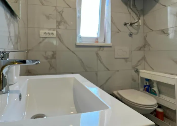 아파트 Udobje Ob Poti Parenzane - Via Parenzana Trailside Comfort